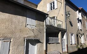 Les Terrasses De La Montagne Noire. Pays Cathare